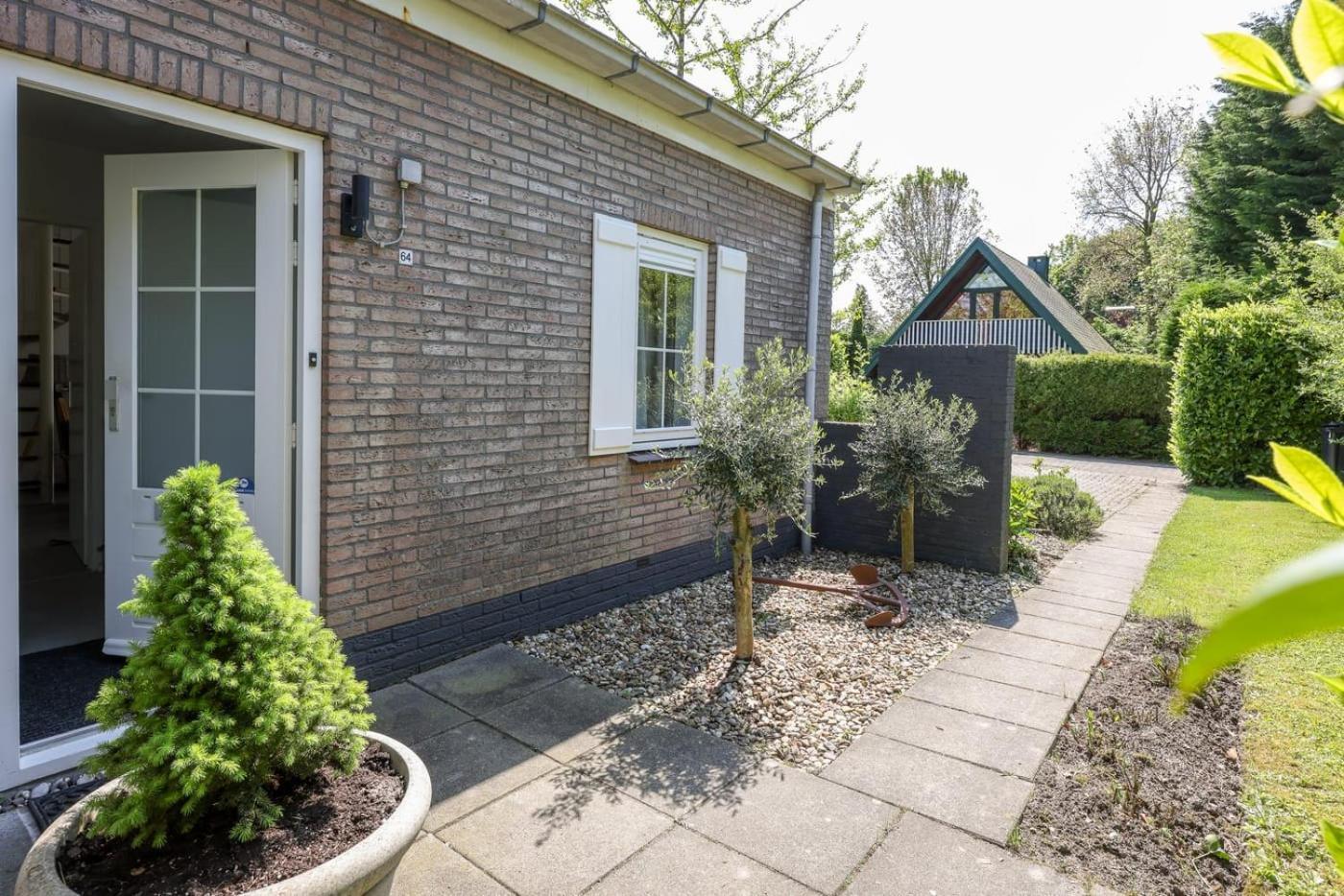 Hello Zeeland - Vakantiehuis De Elf Boompjes 64 Bruinisse Eksteriør bilde